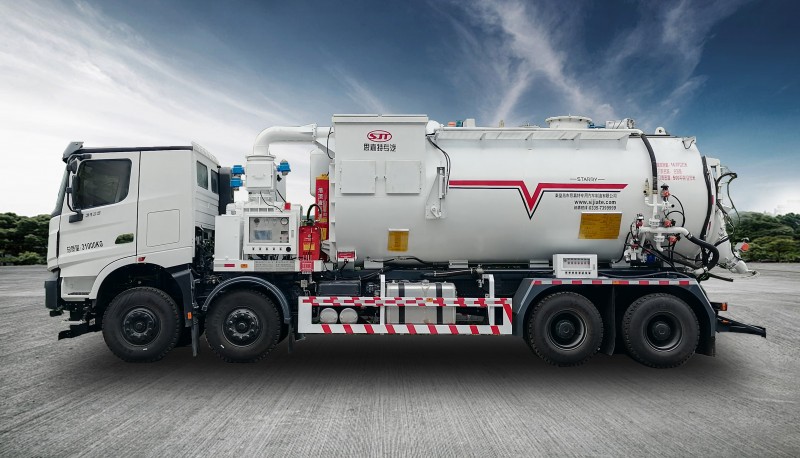 Tank pneumatic suction and discharge truck